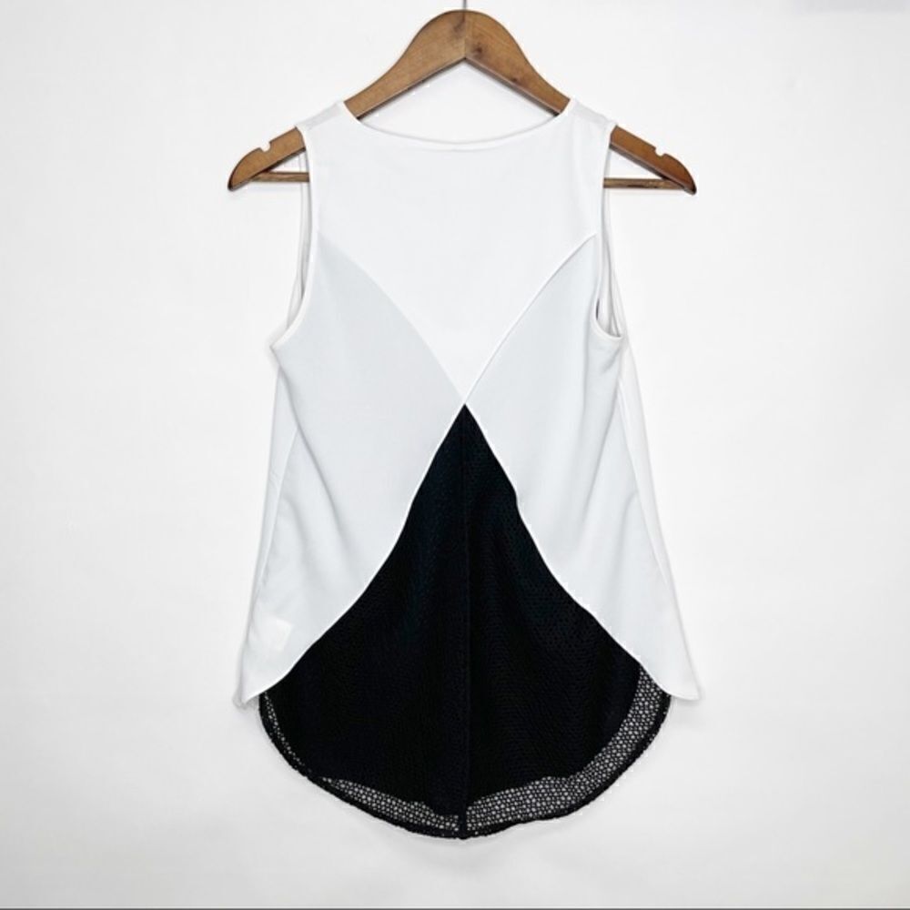 Cabi Black White Split Back Domino Sleeveless Top - Picture 3 of 8